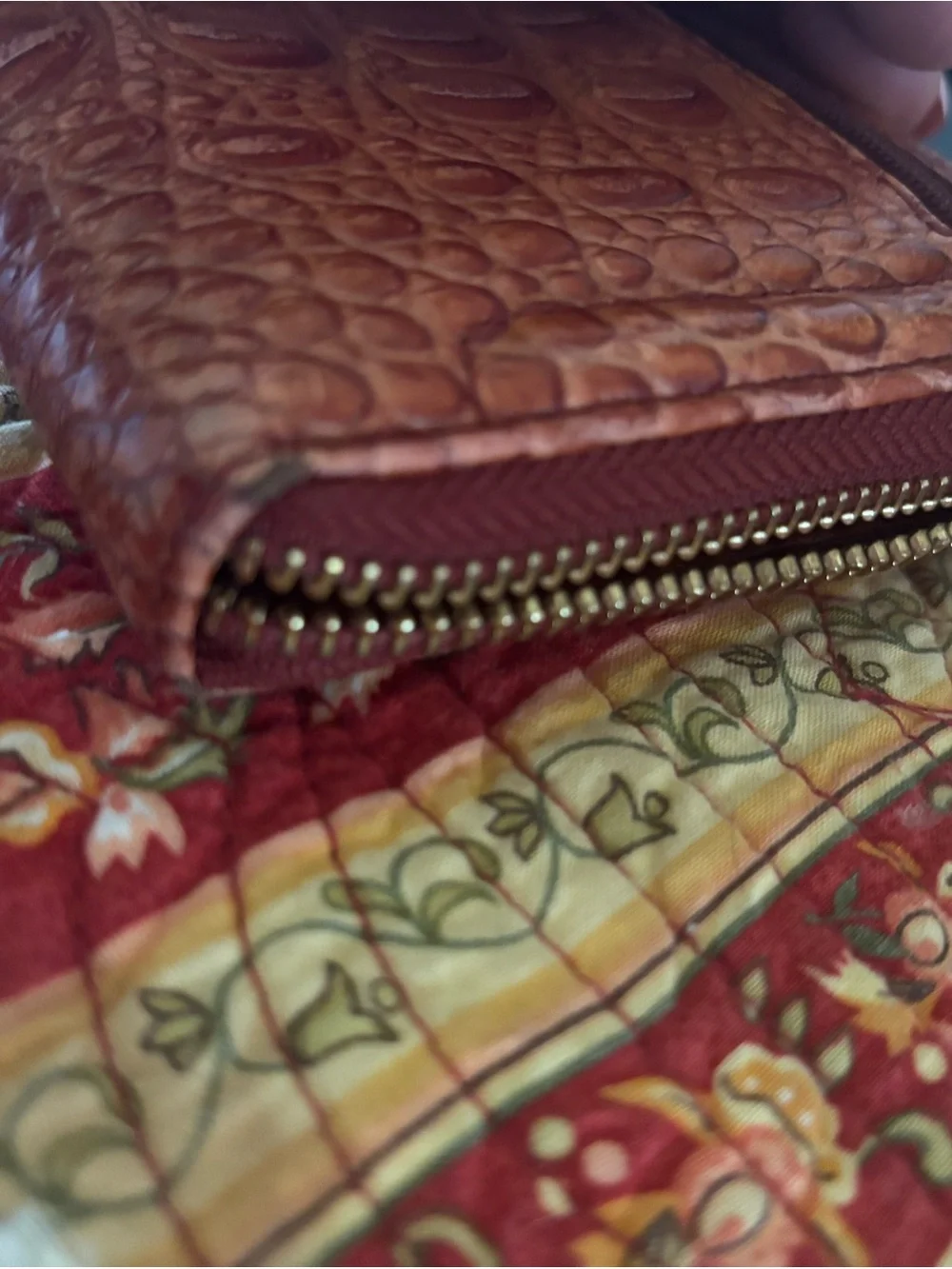 Vintage Brahmin Suri Leather Long Wallet Zip Around Cognac Brown Croc Embossed